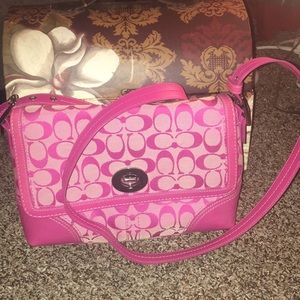 Absolutely beautiful pink coach bag